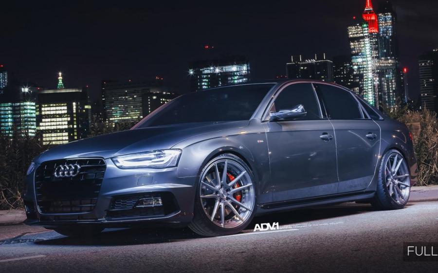 Audi A4 Sedan on ADV.1 Wheels (ADV5.2 M.V2) 2016 года